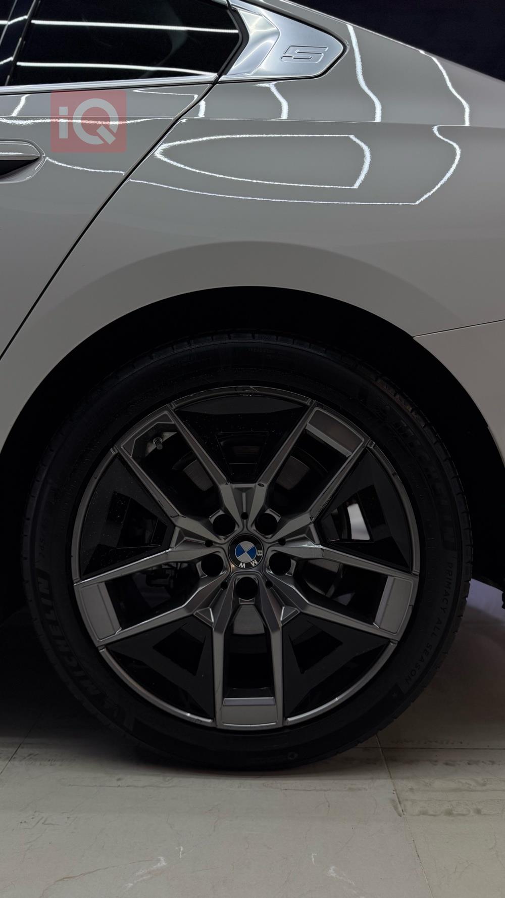 بي ام دبليو الفئة 5